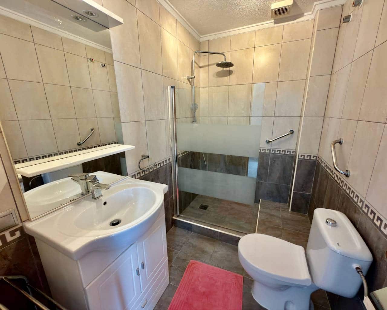 2 Zimmer Villa zu verkaufen in Ciudad Quesada mit Pool Garage - 230.000 € (Ref: 9805599)