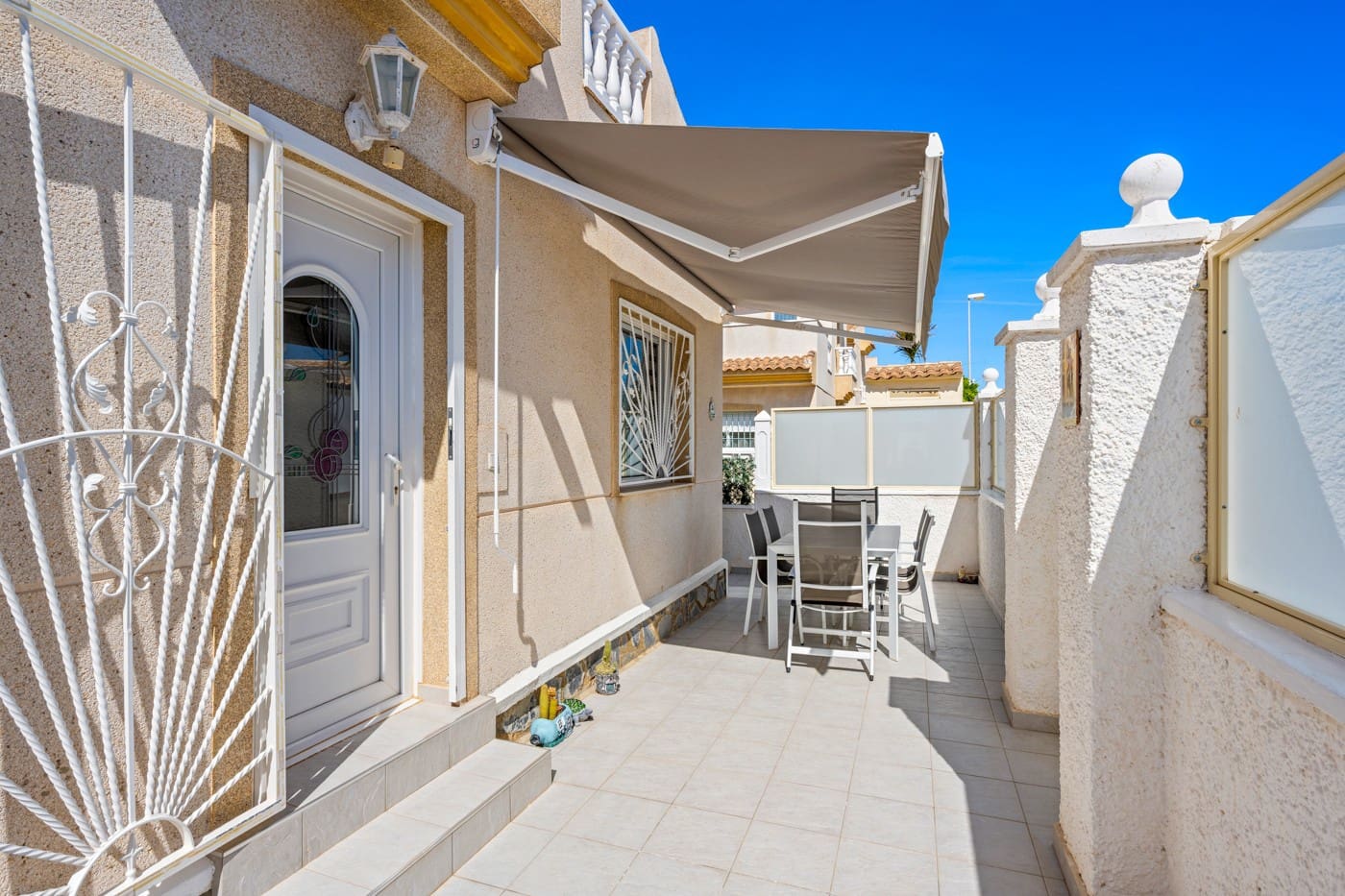 3 bedroom Villa for sale in Ciudad Quesada with pool - € 239,000 (Ref: 9815133)