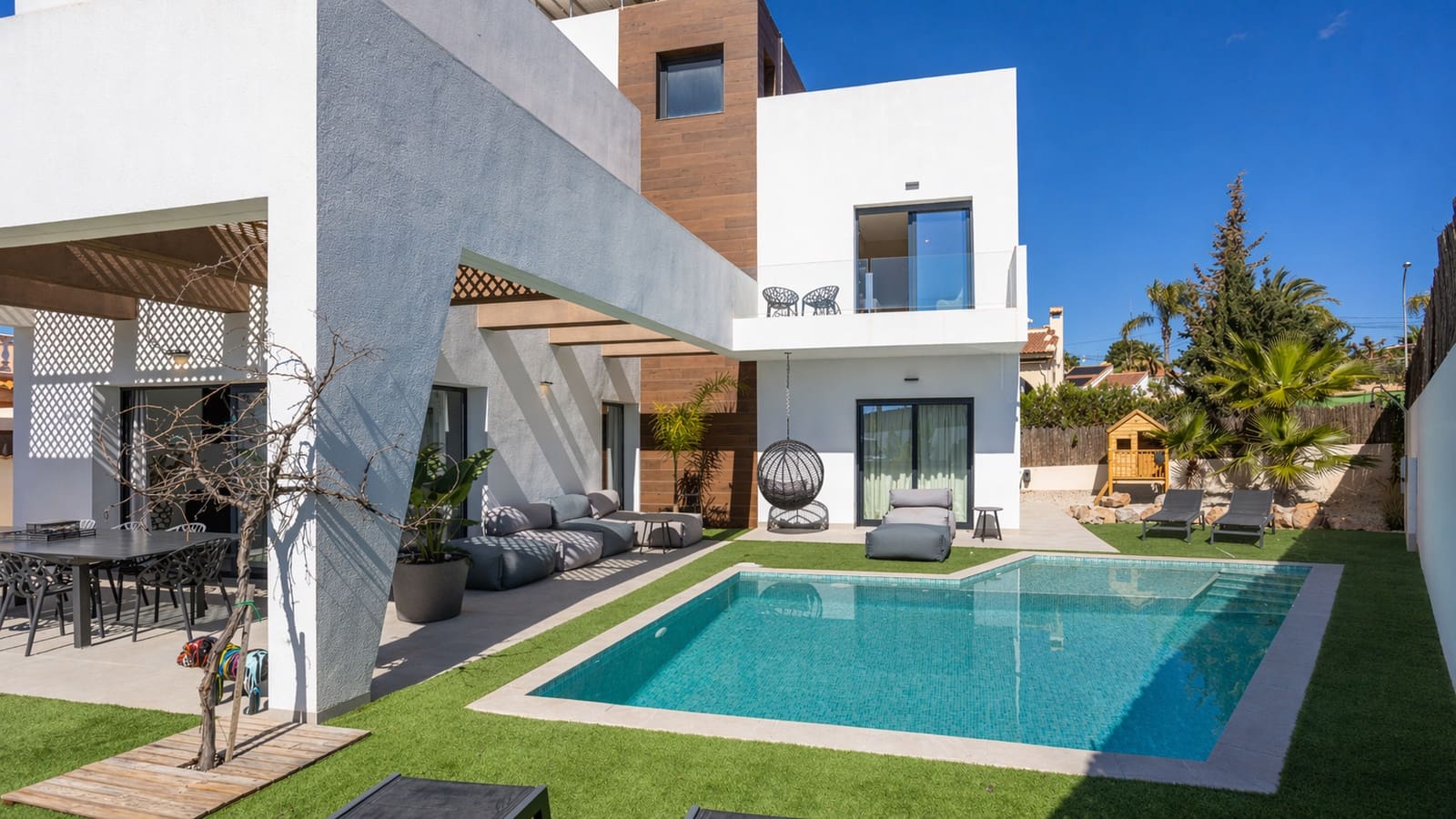 4 sypialnia Willa na sprzedaż w Ciudad Quesada - 699 000 € (Ref: 9815135)