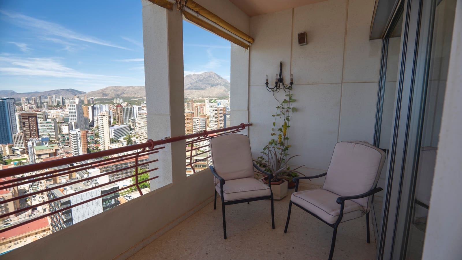 5 camera da letto Appartamento in vendita in Benidorm con piscina - 1.700.000 € (Rif: 9815143)