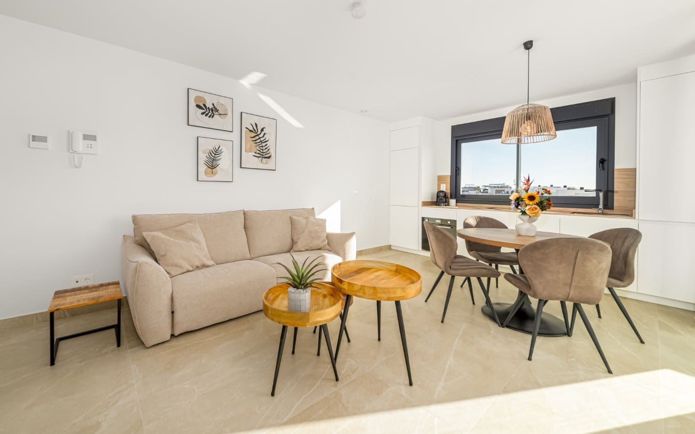 2 bedroom Apartment for sale in Benijofar with pool - € 359,000 (Ref: 9841454)