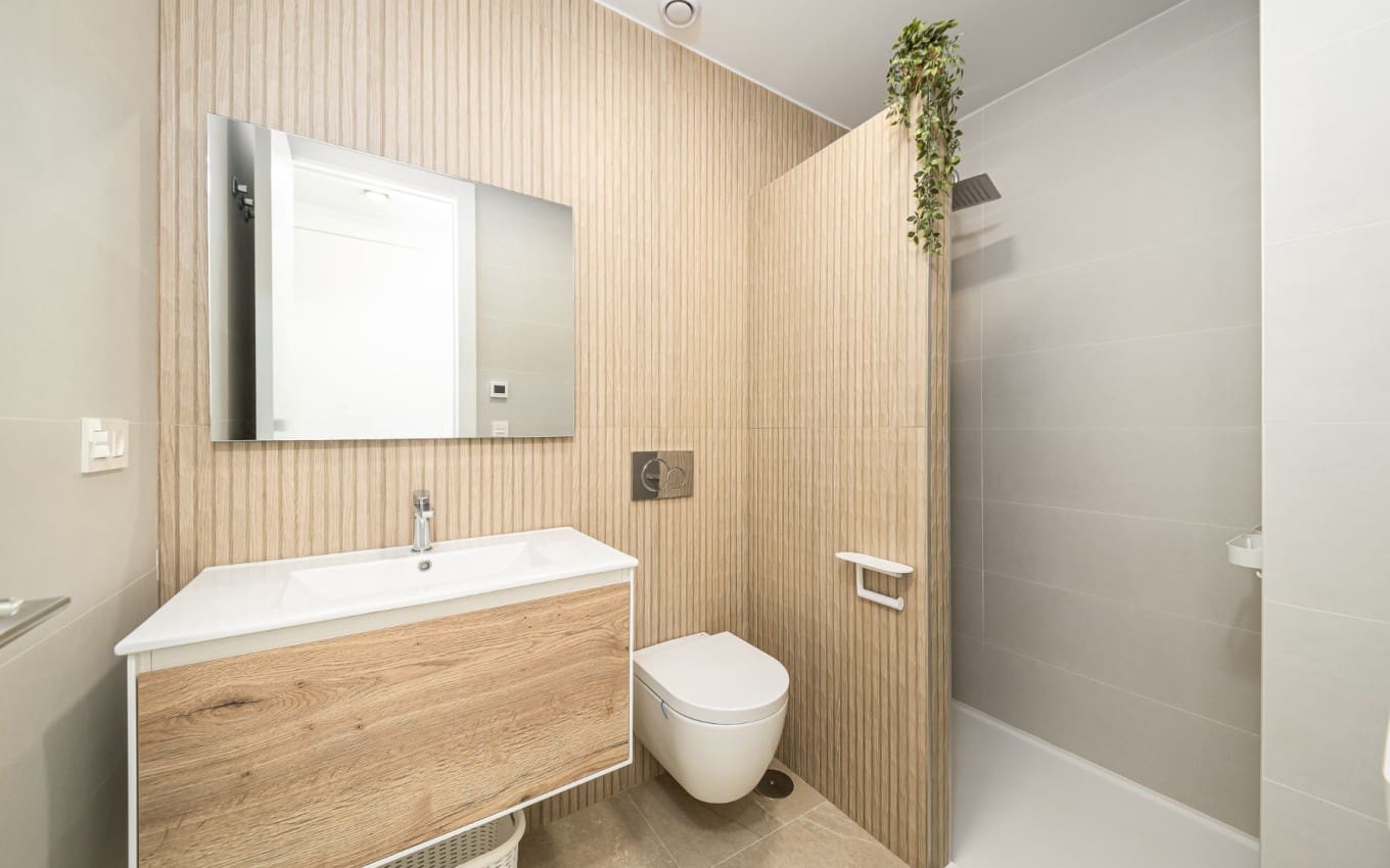2 bedroom Apartment for sale in Benijofar with pool - € 359,000 (Ref: 9841454)