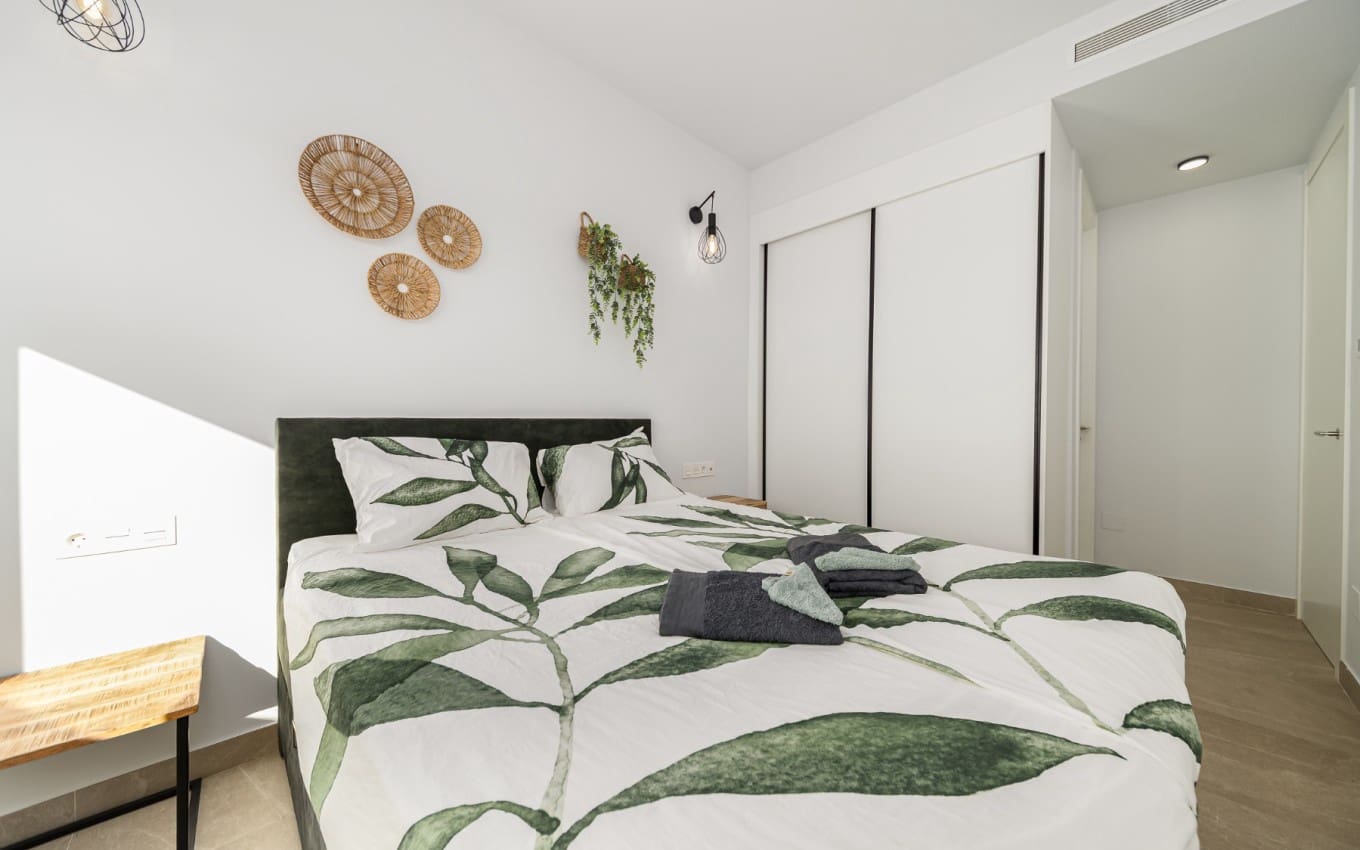 2 bedroom Apartment for sale in Benijofar with pool - € 359,000 (Ref: 9841454)