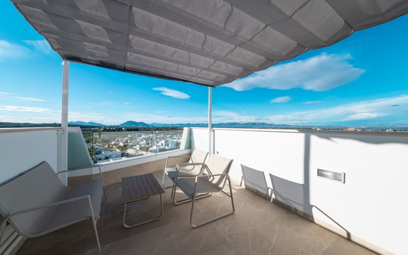 2 bedroom Apartment for sale in Benijofar with pool - € 359,000 (Ref: 9841454)