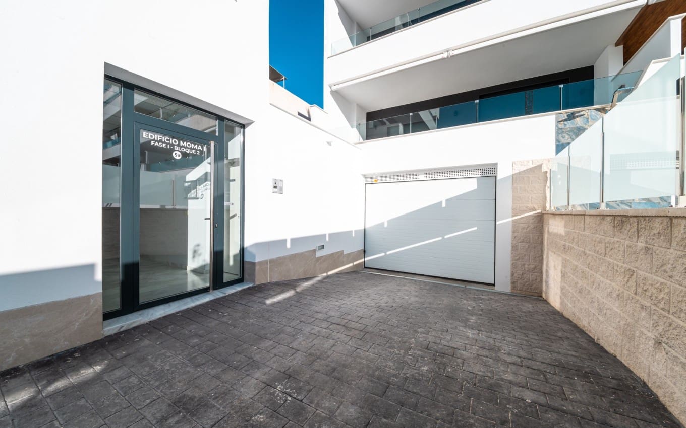 2 bedroom Apartment for sale in Benijofar with pool - € 359,000 (Ref: 9841454)