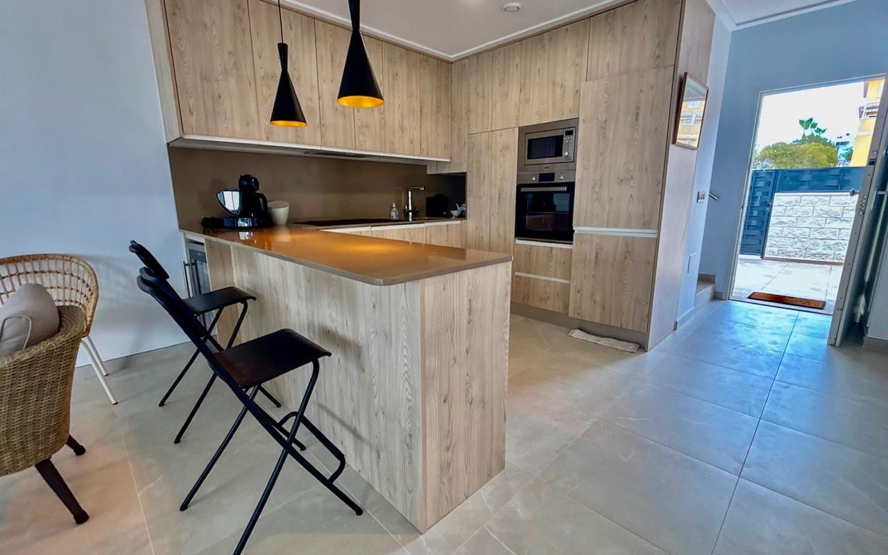 2 slaapkamer Villa te koop in Benijofar met zwembad garage - € 429.500 (Ref: 9841883)