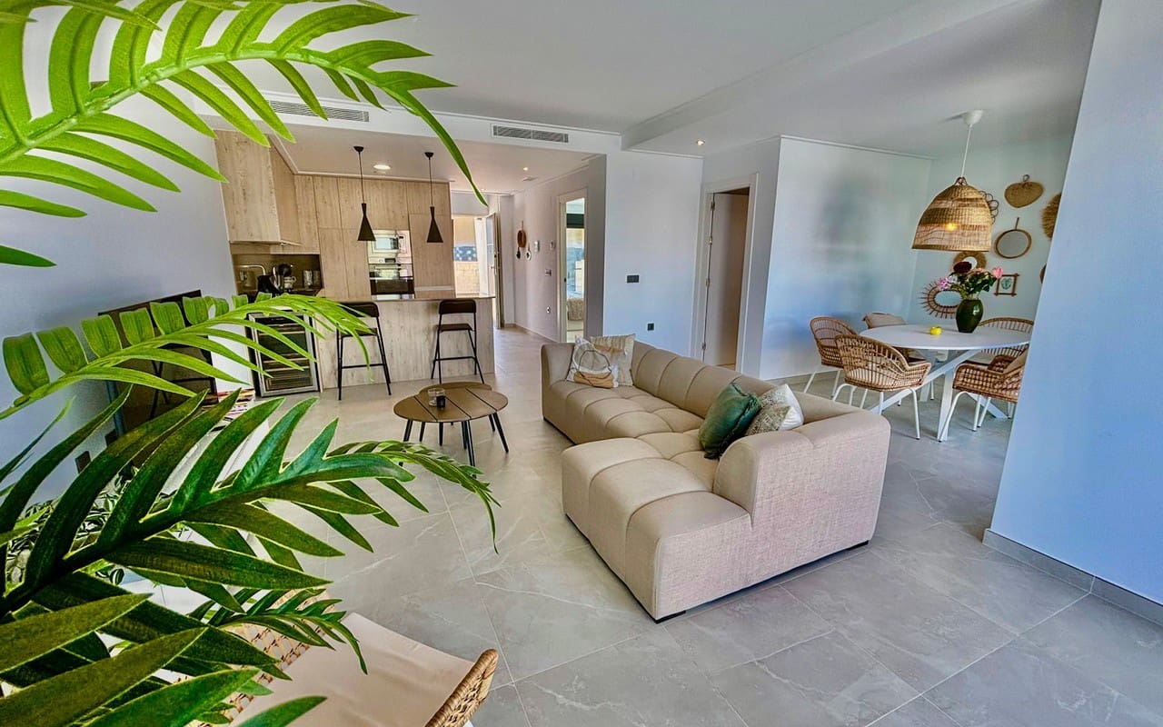 2 slaapkamer Villa te koop in Benijofar met zwembad garage - € 429.500 (Ref: 9841883)