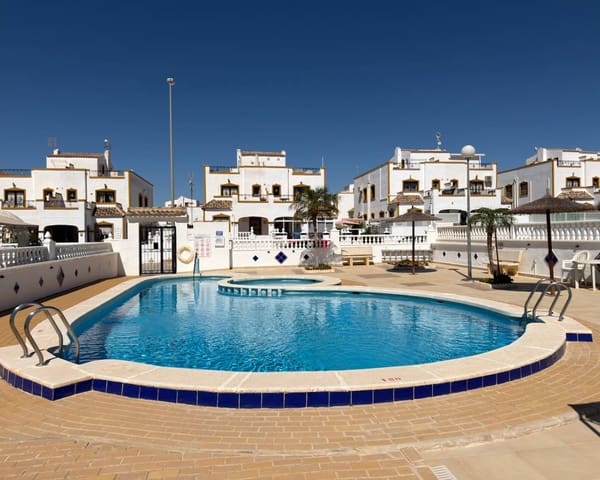 3 soveværelse Villa til salg i Vistabella, Orihuela med swimmingpool garage - € 220.000 (Ref: 9858710)