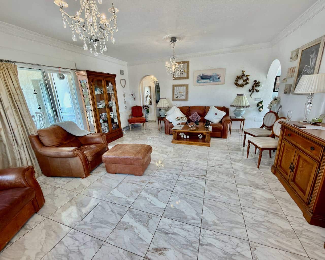5 soverom Villa til salgs i Ciudad Quesada med svømmebasseng garasje - € 599 995 (Ref: 9858716)