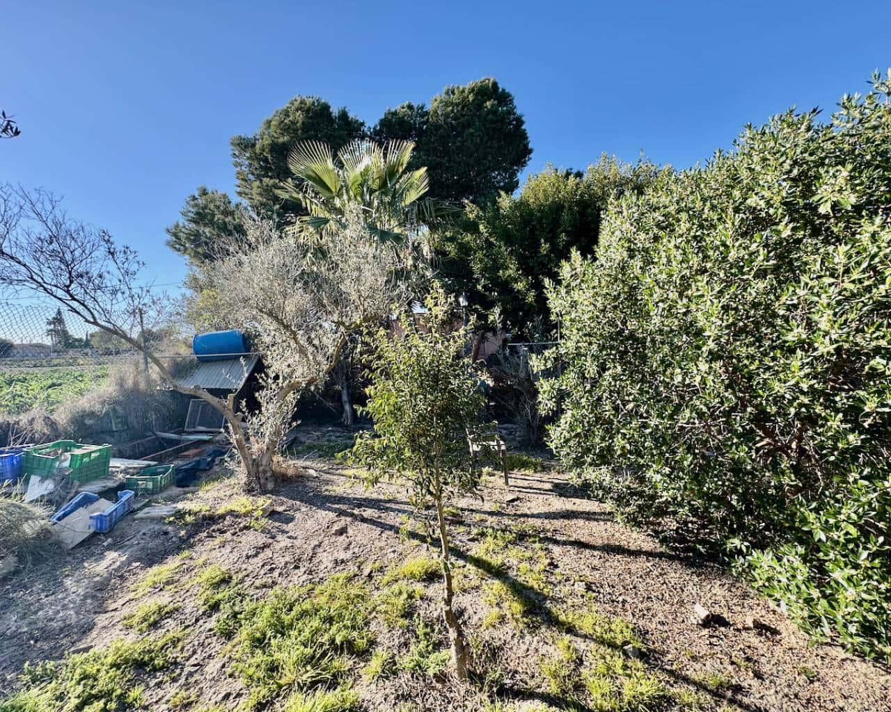 4 soveværelse Finca/Landehus til salg i Guardamar del Segura med garage - € 180.000 (Ref: 9889465)