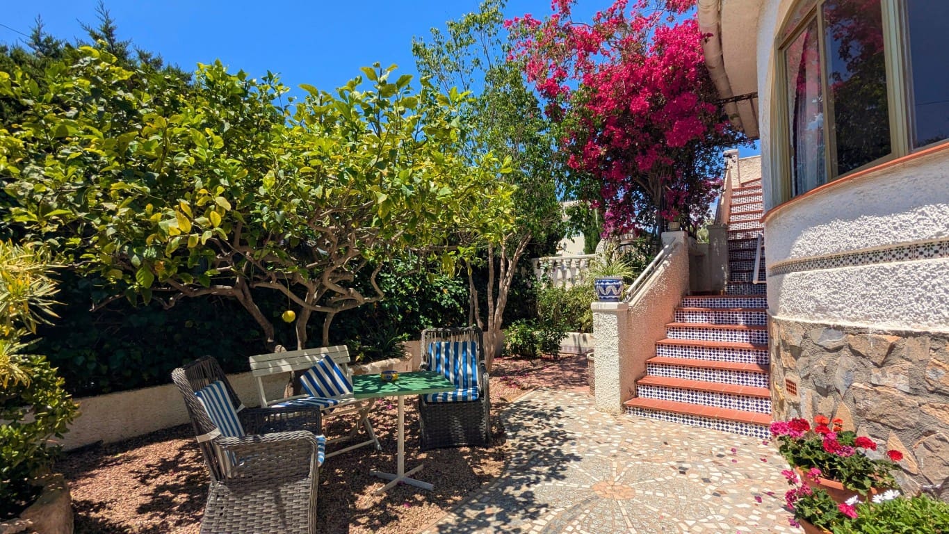 4 soveværelse Villa til salg i Ciudad Quesada - € 385.000 (Ref: 9889467)
