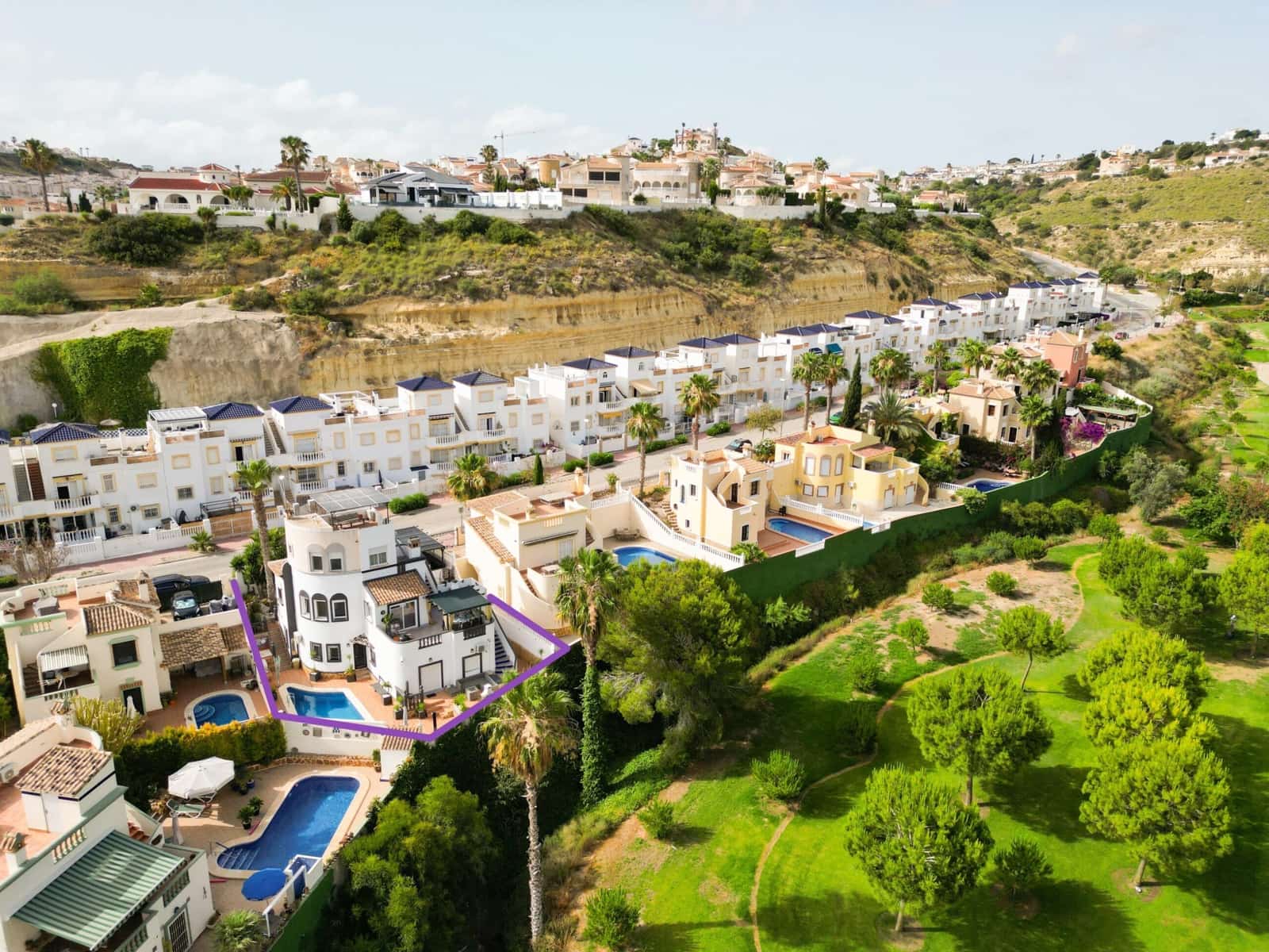 4 bedroom Villa for sale in Rojales with pool - € 480,000 (Ref: 9913454)