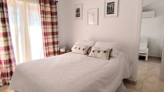 4 slaapkamer Villa te koop in Benijófar met zwembad garage - € 500.000 (Ref: 9967061)