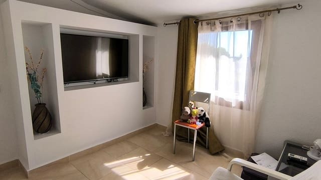 4 slaapkamer Villa te koop in Benijófar met zwembad garage - € 500.000 (Ref: 9967061)