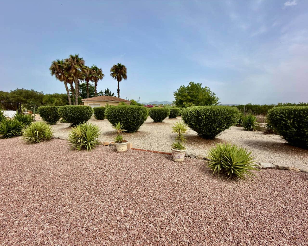 3 bedroom Villa for sale in Catral with garage - € 390,000 (Ref: 9967063)