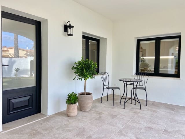 4 soverom Villa til salgs i Cabo Roig, Orihuela med svømmebasseng garasje - € 1 700 000 (Ref: 9996451)