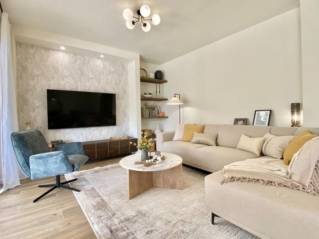 4 soverom Villa til salgs i Cabo Roig, Orihuela med svømmebasseng garasje - € 1 700 000 (Ref: 9996451)