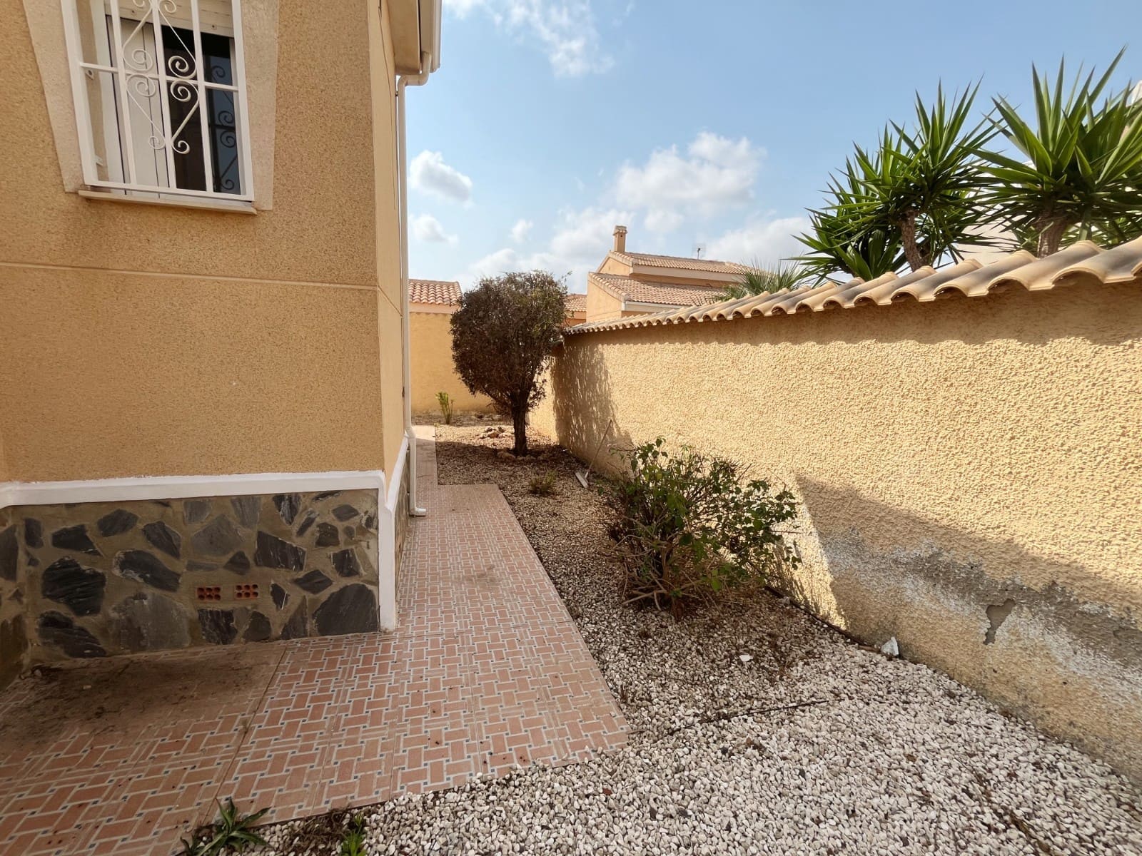 Chalet de 2 habitaciones en Ciudad Quesada en venta - 249.000 € (Ref: 9996452)