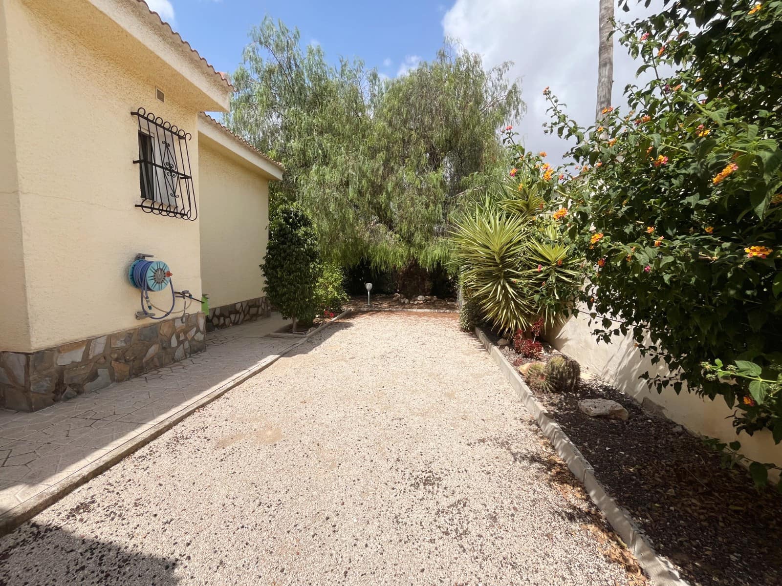 6 soveværelse Villa til salg i Ciudad Quesada med swimmingpool - € 685.000 (Ref: 9996457)