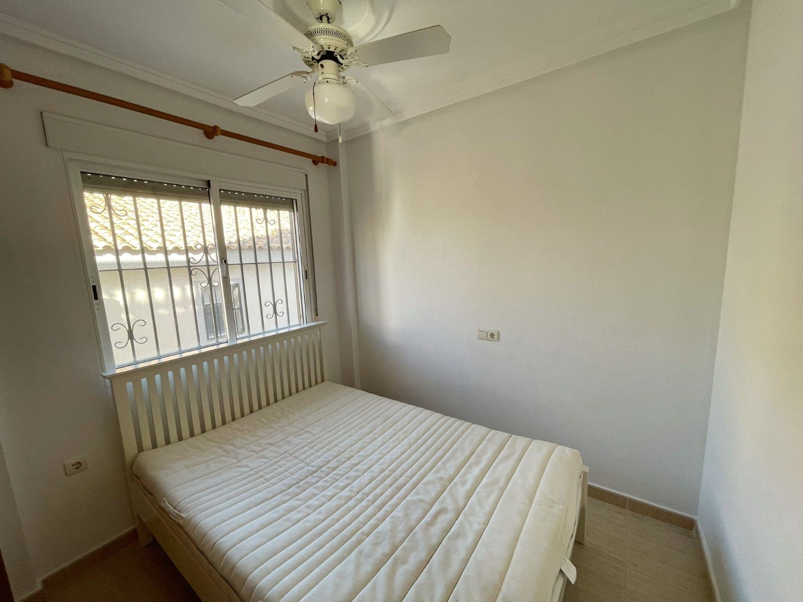 3 slaapkamer Villa te koop in Ciudad Quesada met zwembad - € 285.000 (Ref: 9996458)