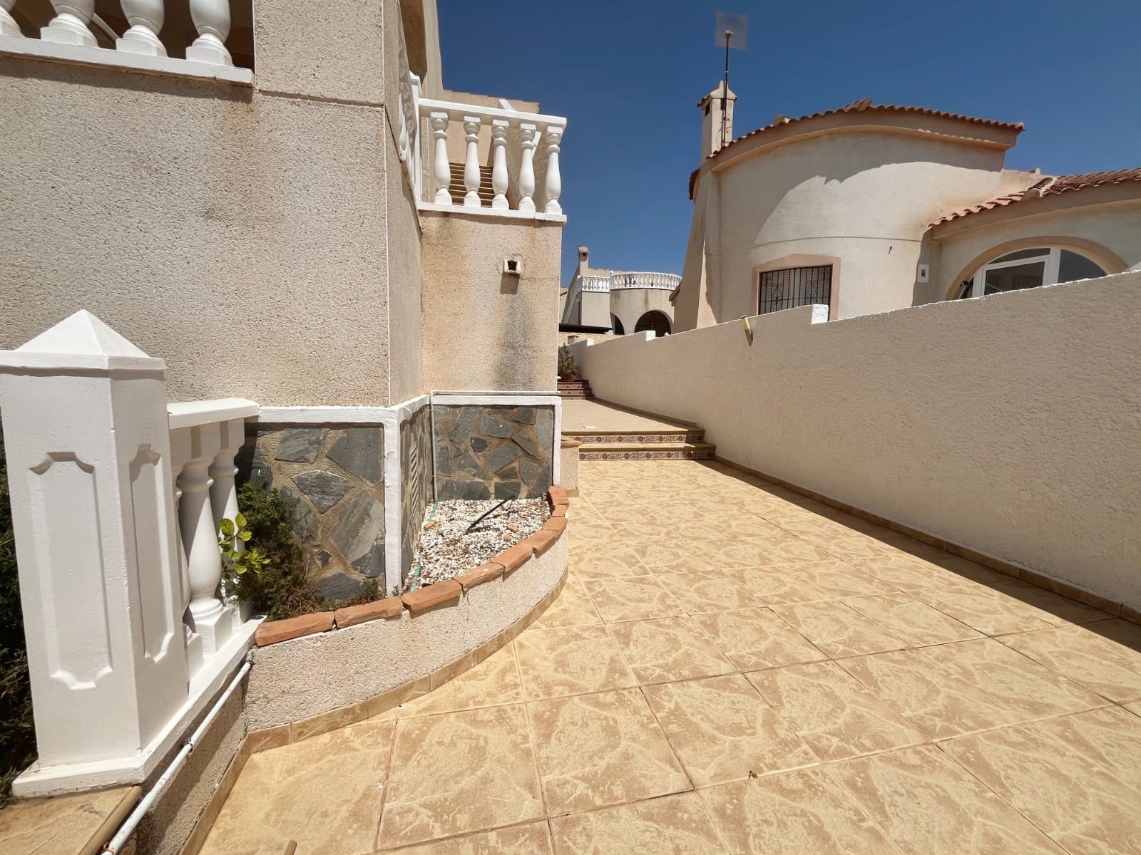 2 quarto Moradia para venda em Ciudad Quesada com piscina - 285 000 € (Ref: 9996459)