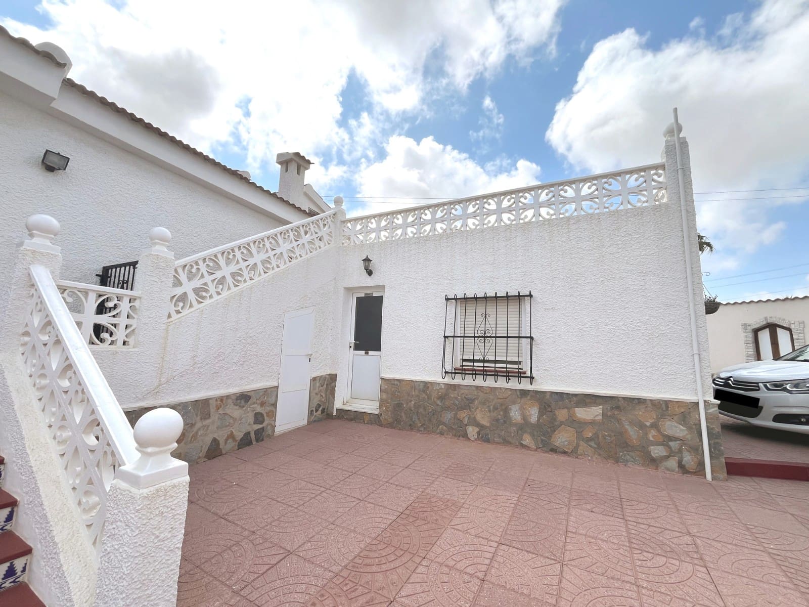 4 slaapkamer Villa te koop in Ciudad Quesada met zwembad - € 625.000 (Ref: 9996460)