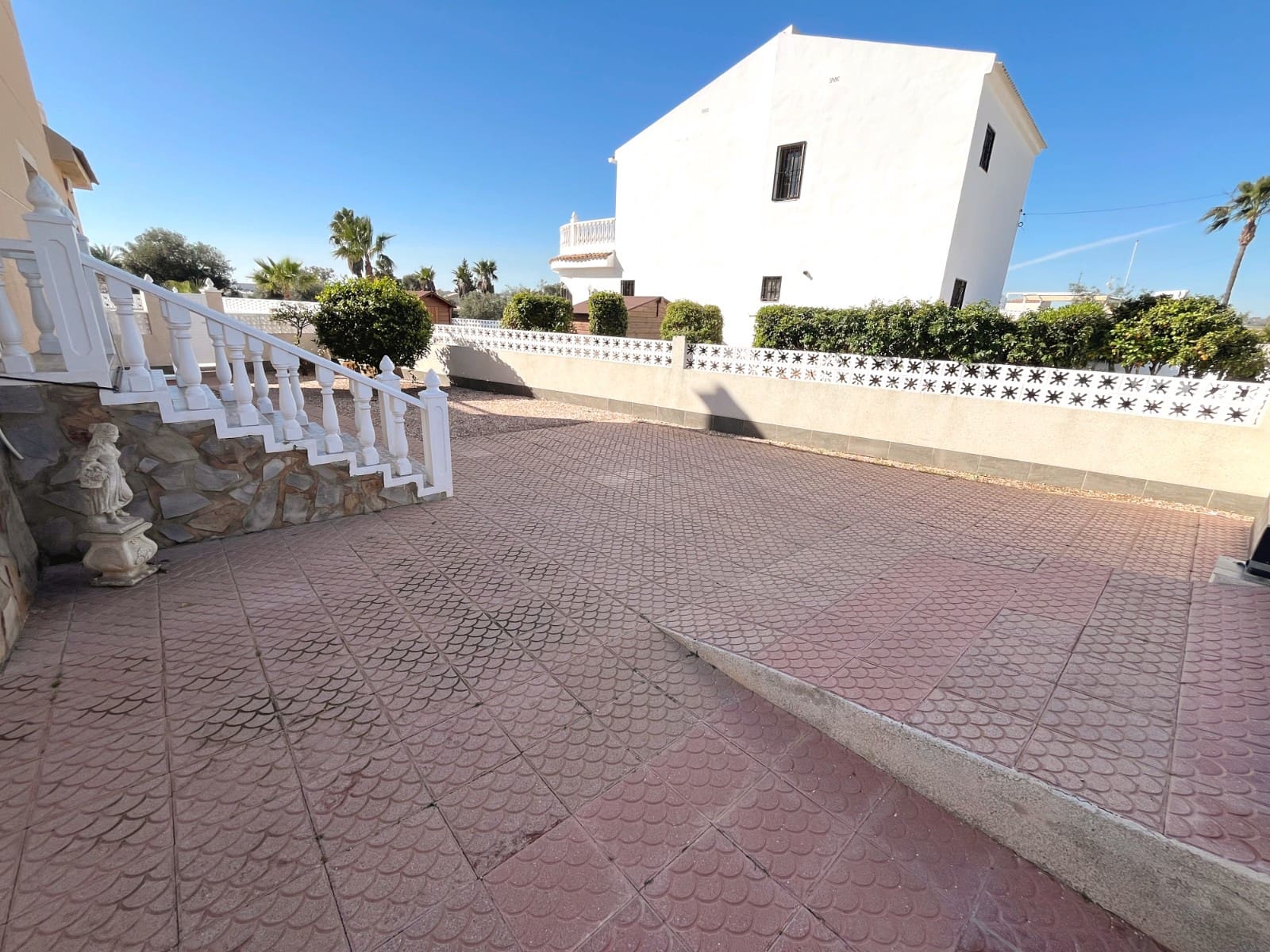 3 sovrum Villa till salu i Benijofar med pool - 399 000 € (Ref: 9996467)