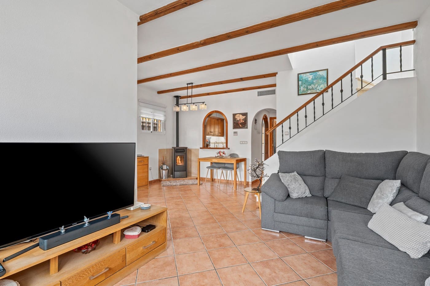 3 bedroom Villa for sale in Algorfa with pool - € 295,000 (Ref: 9996468)