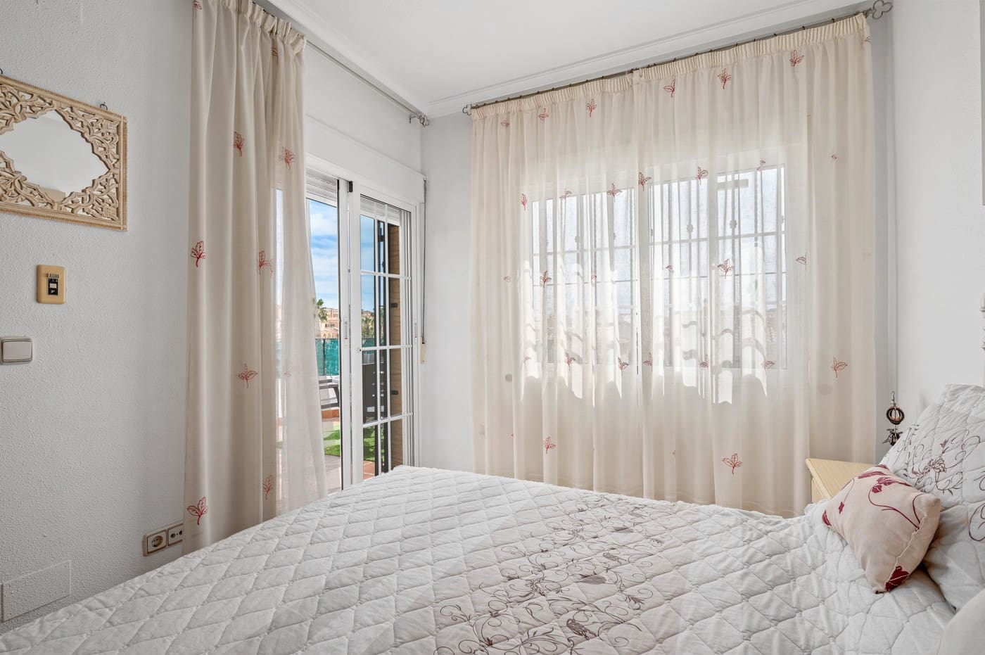 3 bedroom Villa for sale in Algorfa with pool - € 295,000 (Ref: 9996468)