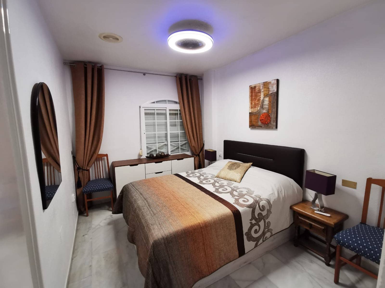 2 sypialnia Apartament na sprzedaż w Torrevieja z basenem garażem - 299 999 € (Ref: 9996472)