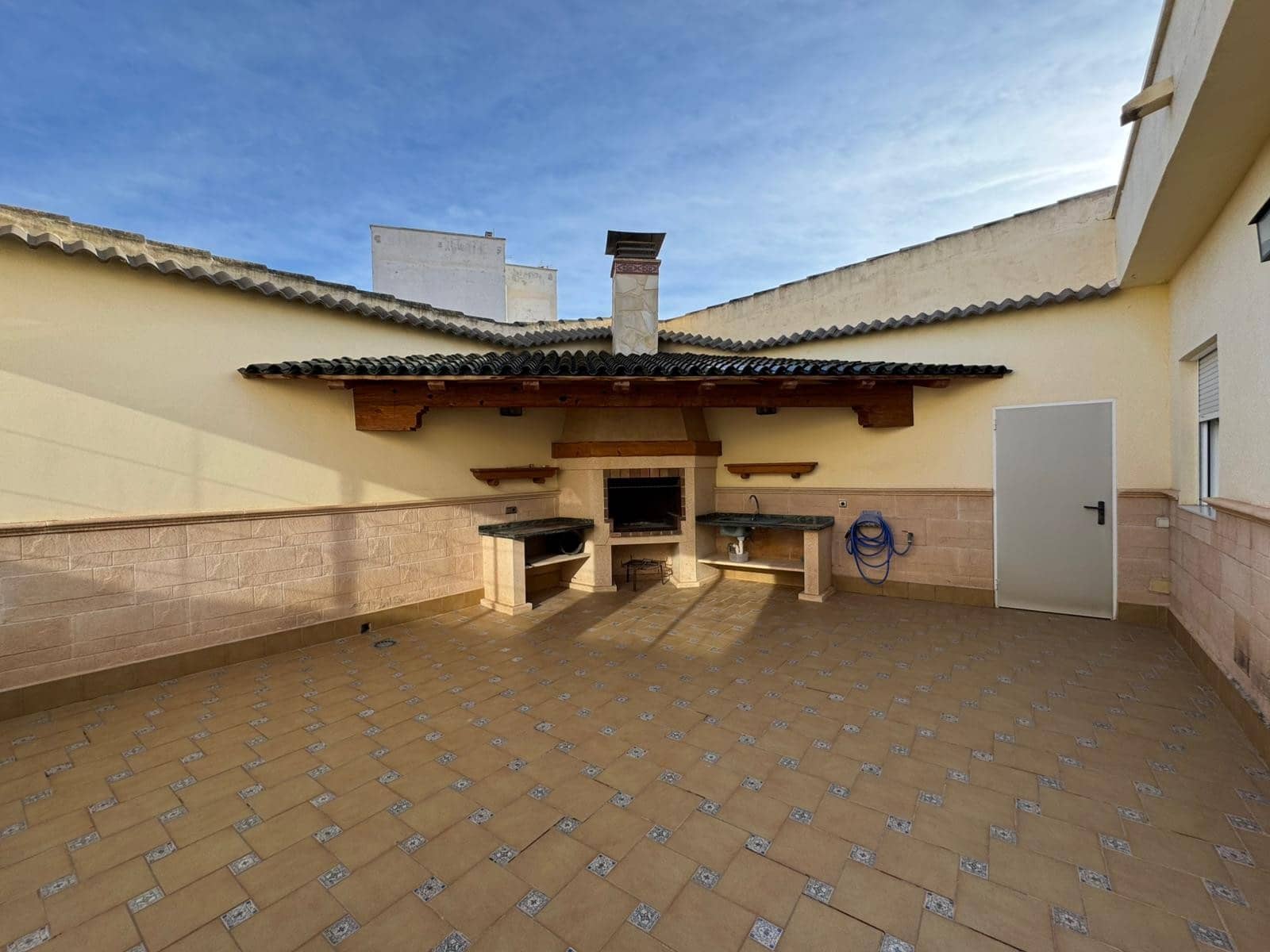 1 soveværelse Byhus til salg i Los Montesinos - € 400.000 (Ref: 9996474)