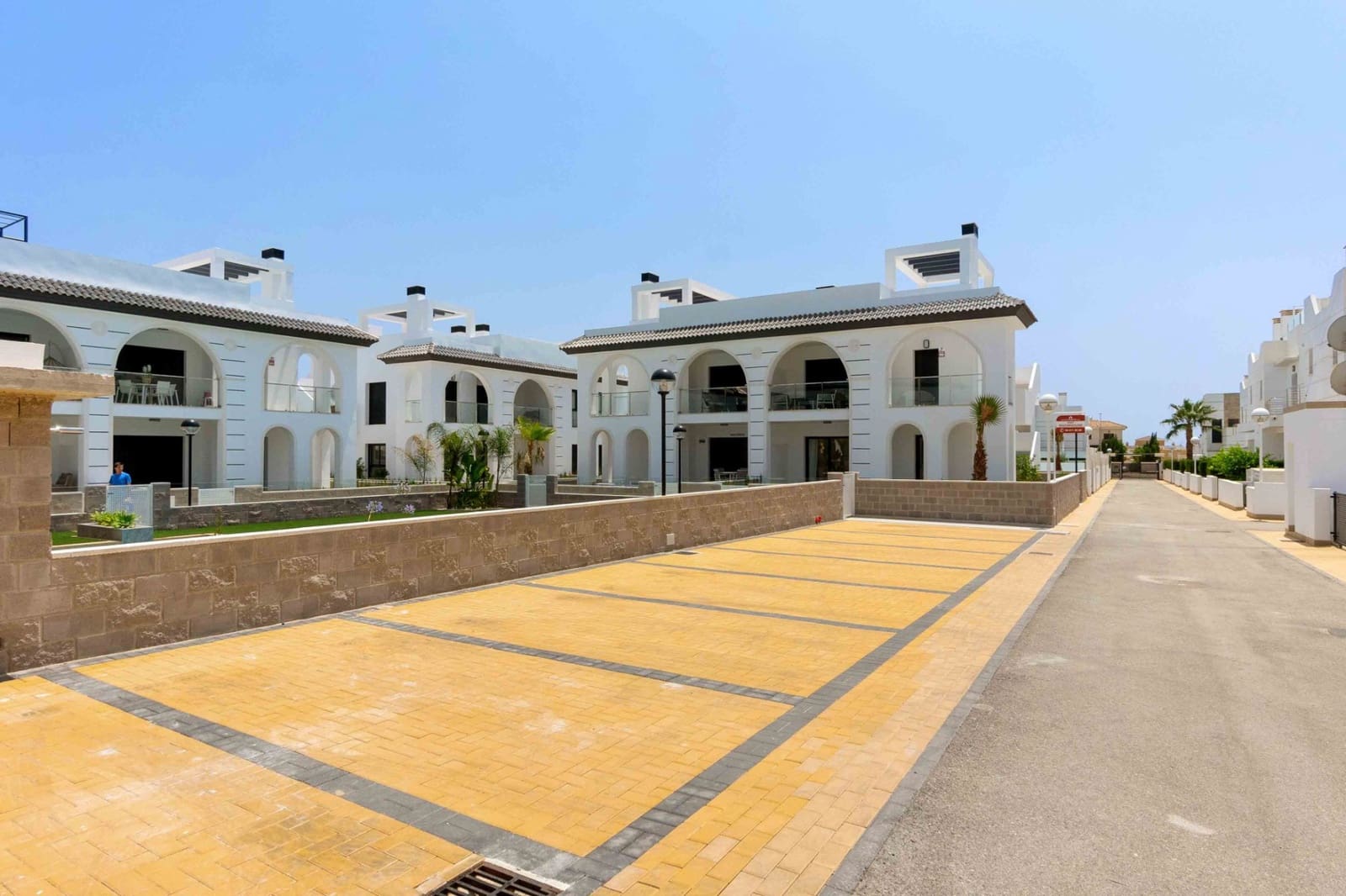 2 Zimmer Apartment zu verkaufen in Ciudad Quesada mit Pool - 337.000 € (Ref: 9996475)