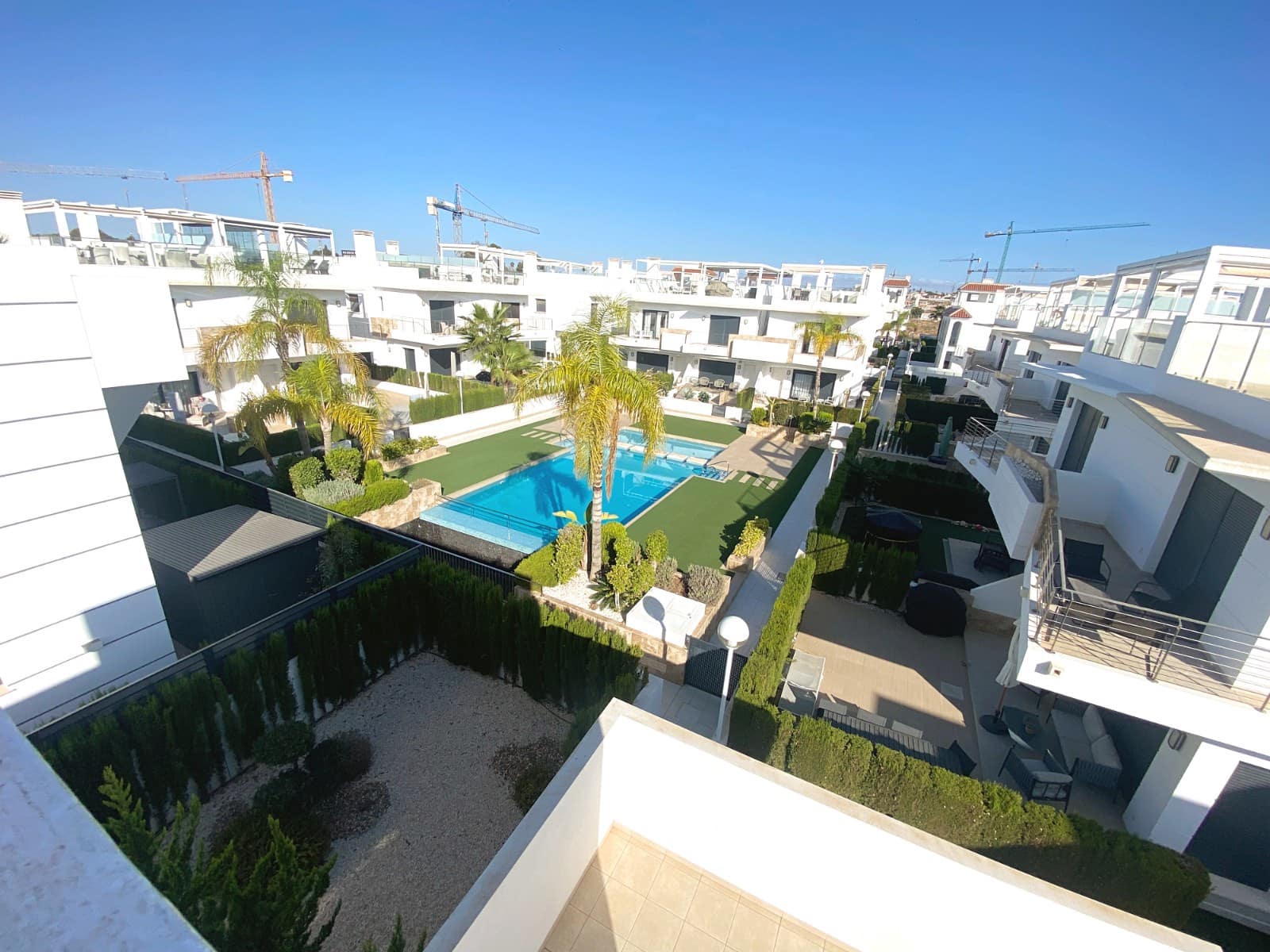 3 sovrum Villa till salu i Ciudad Quesada med pool - 499 000 € (Ref: 9996476)