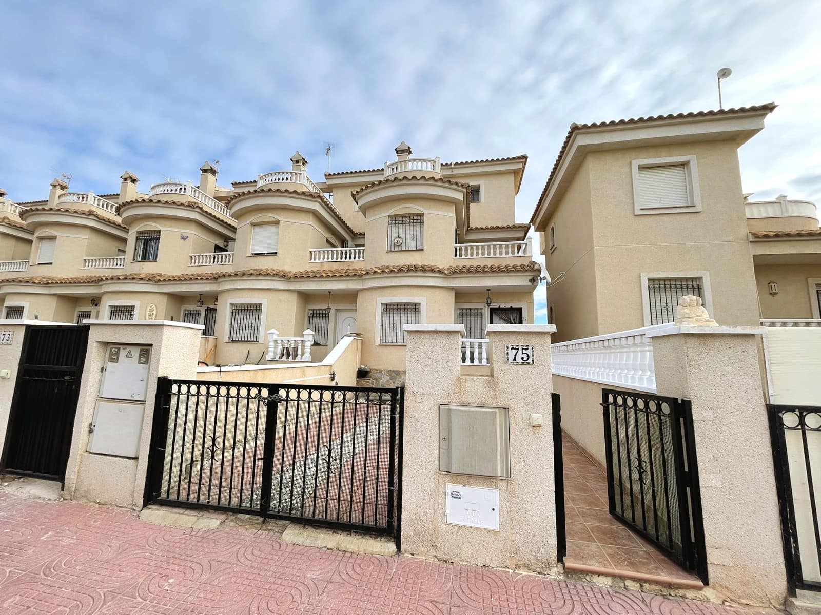 3 sovrum Hus till salu i Ciudad Quesada - 209 000 € (Ref: 9996477)