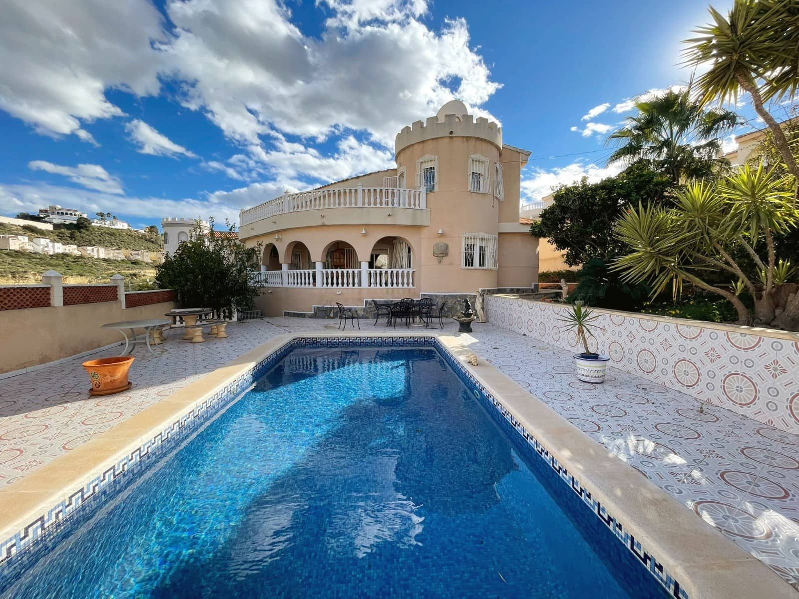 5 Zimmer Villa zu verkaufen in Ciudad Quesada mit Pool - 450.000 € (Ref: 9996478)