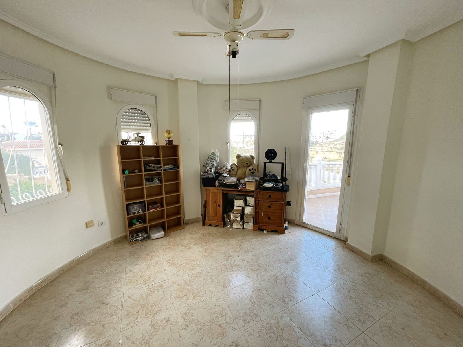 5 Zimmer Villa zu verkaufen in Ciudad Quesada mit Pool - 450.000 € (Ref: 9996478)