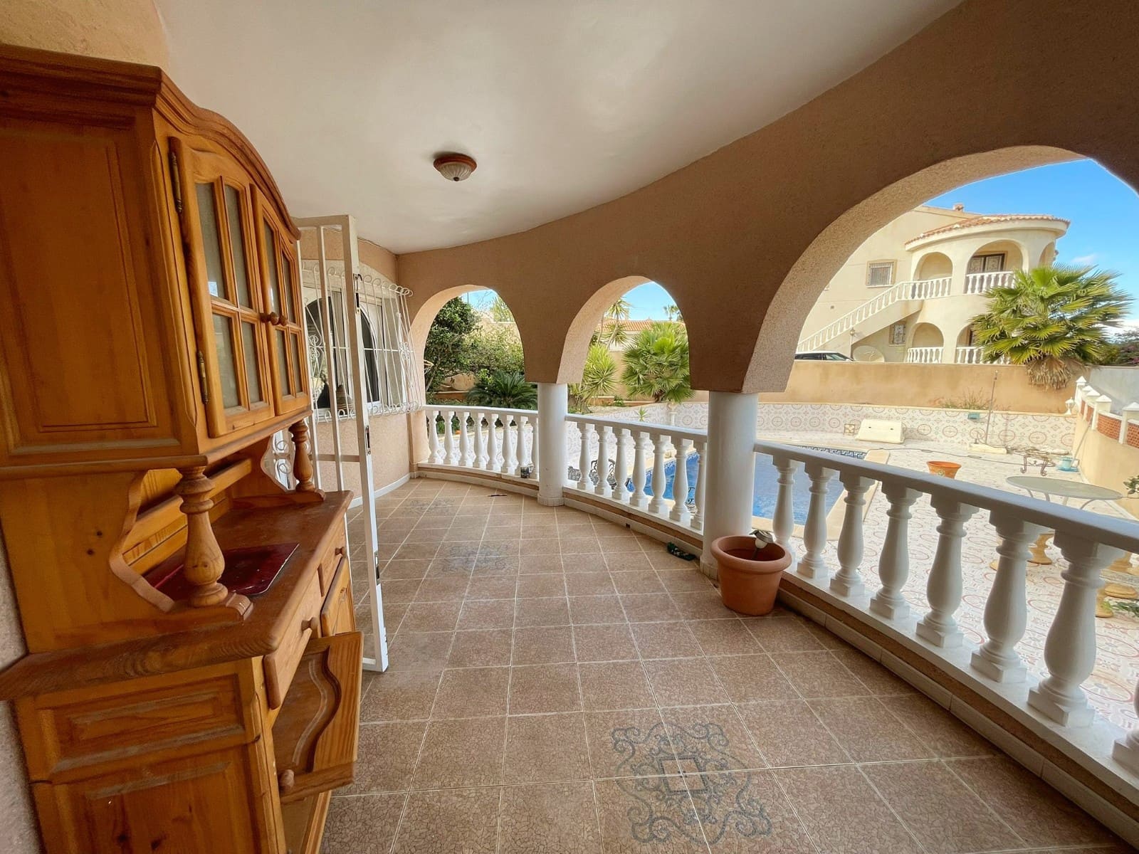 5 Zimmer Villa zu verkaufen in Ciudad Quesada mit Pool - 450.000 € (Ref: 9996478)