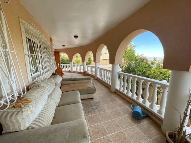 5 Zimmer Villa zu verkaufen in Ciudad Quesada, Rojales mit Pool - 450.000 € (Ref: 9996478)