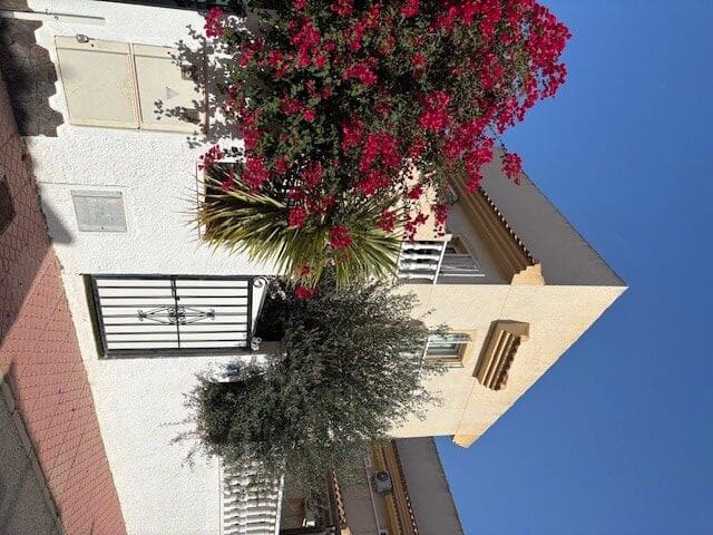 3 Zimmer Villa zu verkaufen in Ciudad Quesada mit Pool - 230.000 € (Ref: 9996481)