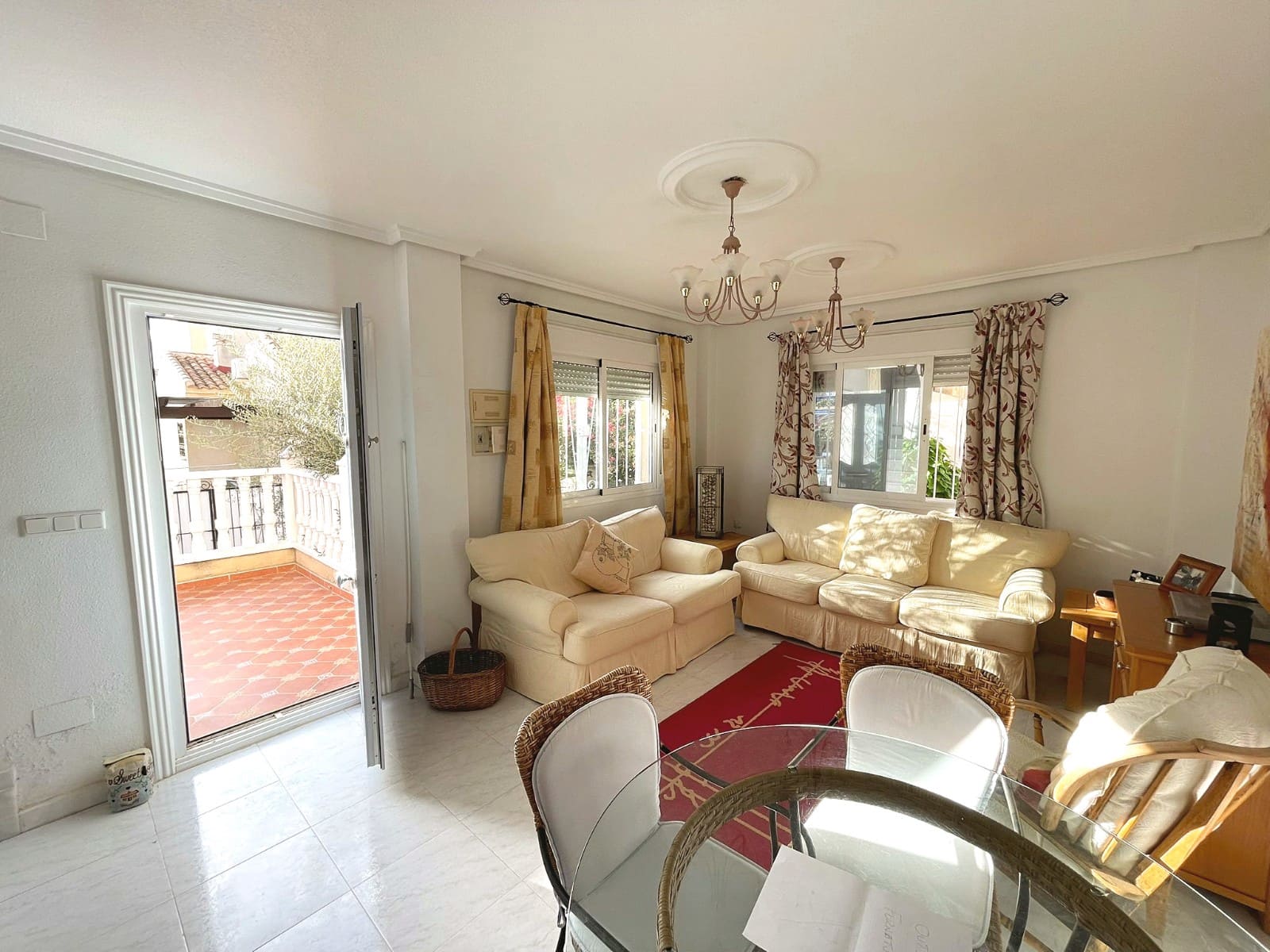 3 Zimmer Villa zu verkaufen in Ciudad Quesada mit Pool - 230.000 € (Ref: 9996481)