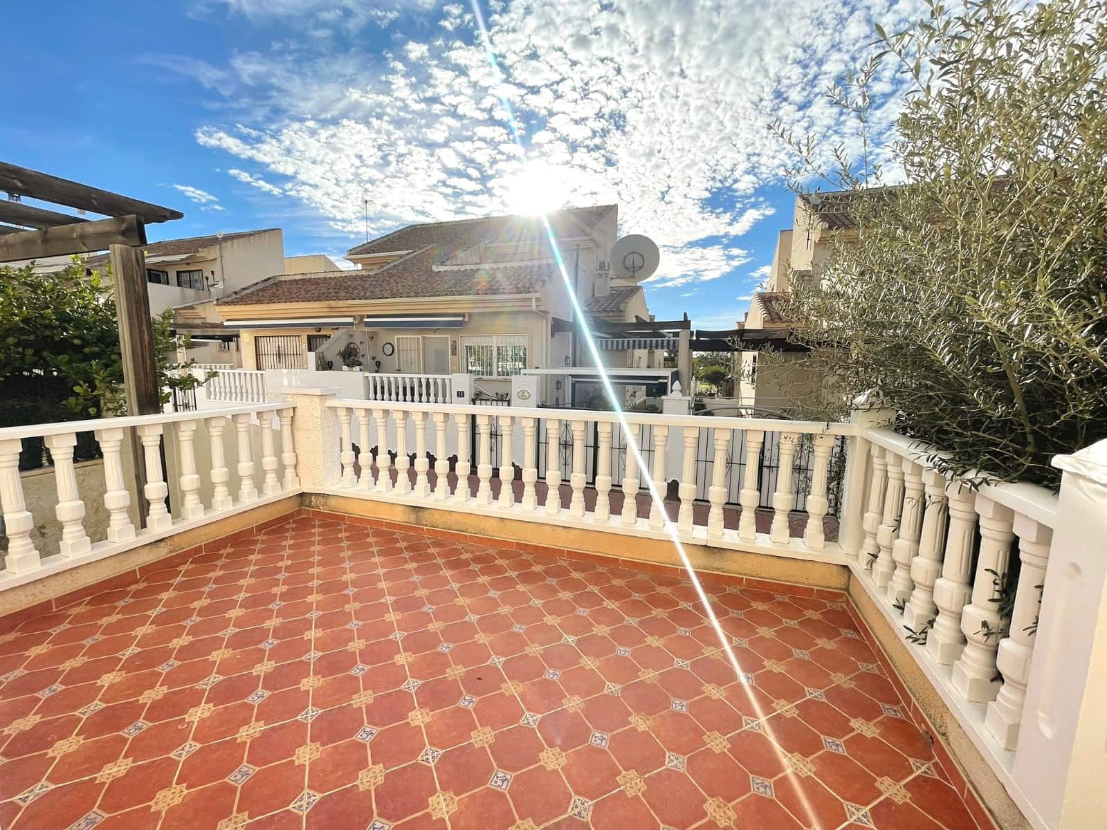 3 Zimmer Villa zu verkaufen in Ciudad Quesada mit Pool - 230.000 € (Ref: 9996481)