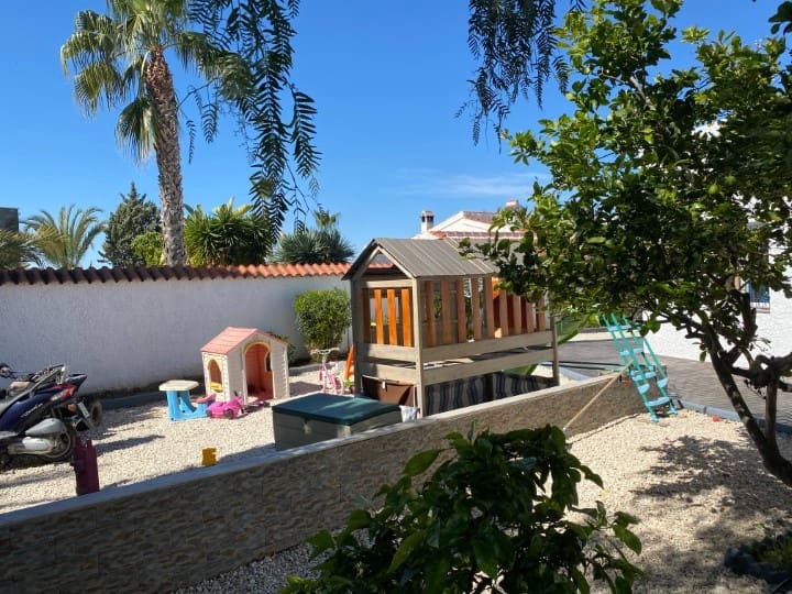 3 chambre Villa/Maison à vendre à Ciudad Quesada avec piscine - 530 000 € (Ref: 9996482)