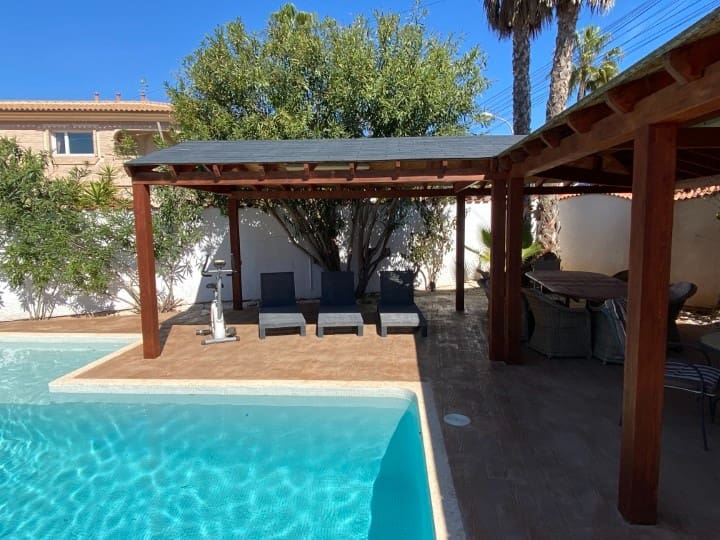 3 chambre Villa/Maison à vendre à Ciudad Quesada avec piscine - 530 000 € (Ref: 9996482)