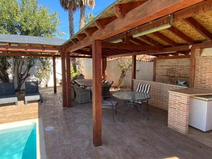 3 chambre Villa/Maison à vendre à Ciudad Quesada avec piscine - 530 000 € (Ref: 9996482)