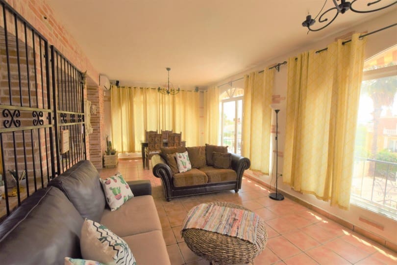 5 Zimmer Villa zu verkaufen in Ciudad Quesada mit Pool - 899.000 € (Ref: 9996483)