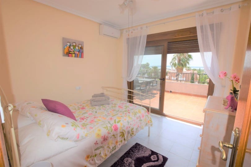 5 Zimmer Villa zu verkaufen in Ciudad Quesada mit Pool - 899.000 € (Ref: 9996483)