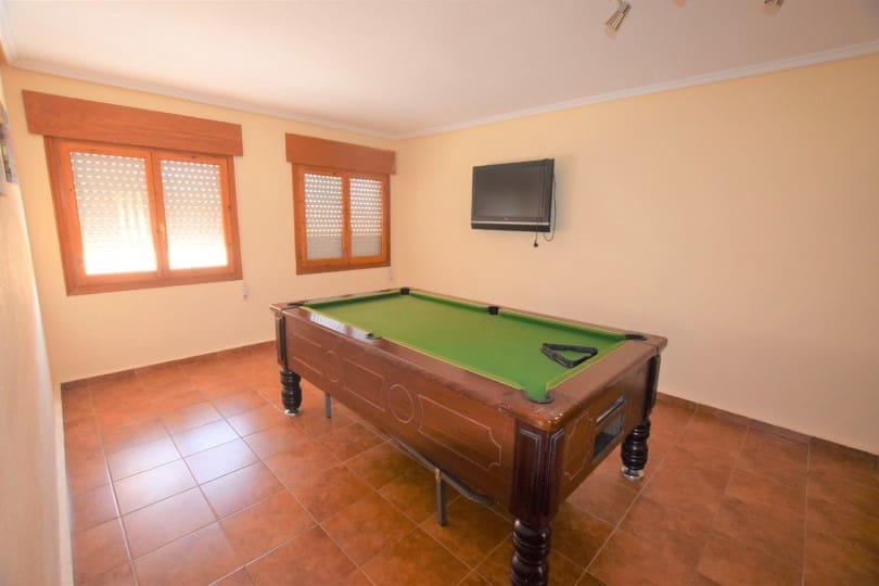 5 Zimmer Villa zu verkaufen in Ciudad Quesada mit Pool - 899.000 € (Ref: 9996483)