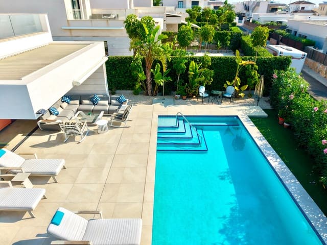 4 Zimmer Villa zu verkaufen in Los Montesinos - 595.000 € (Ref: 9997888)