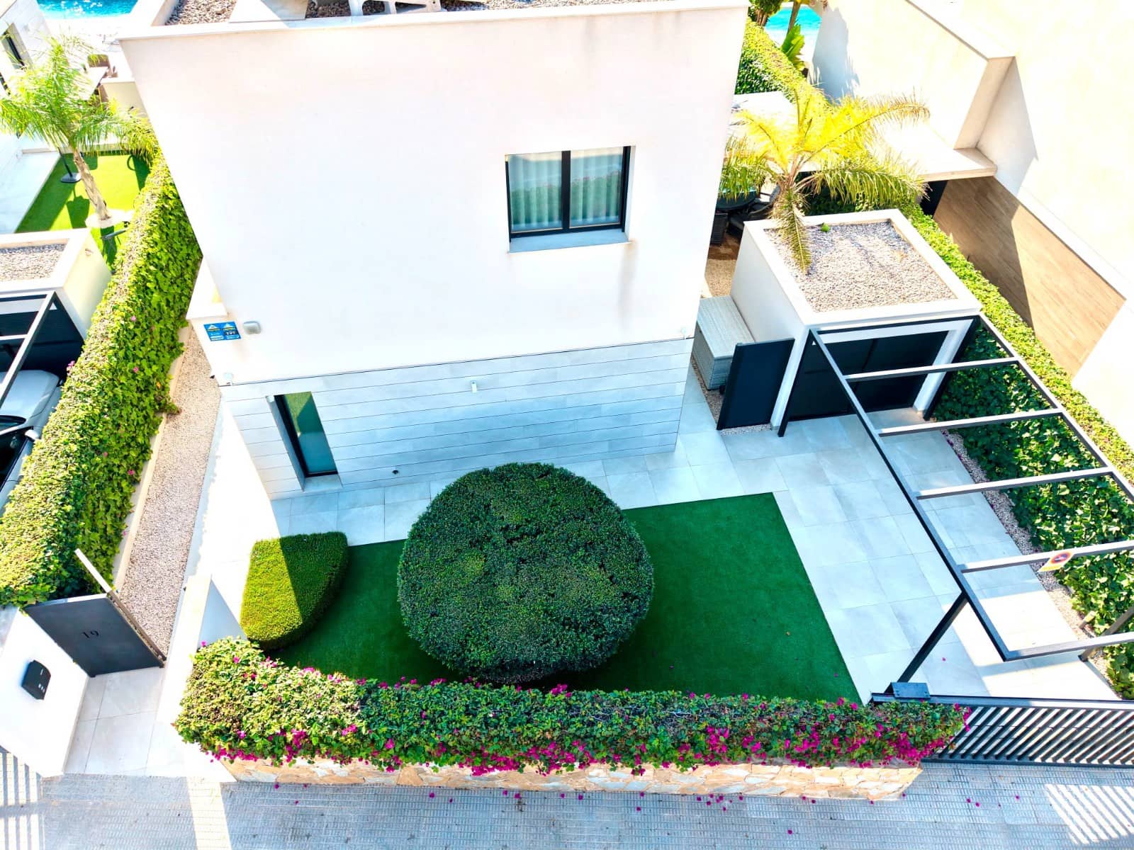 4 Zimmer Villa zu verkaufen in Los Montesinos - 595.000 € (Ref: 9997888)