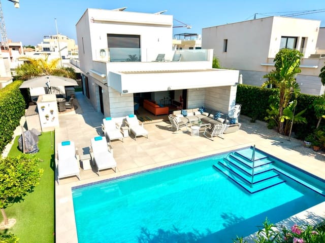 4 Zimmer Villa zu verkaufen in Los Montesinos - 595.000 € (Ref: 9997888)